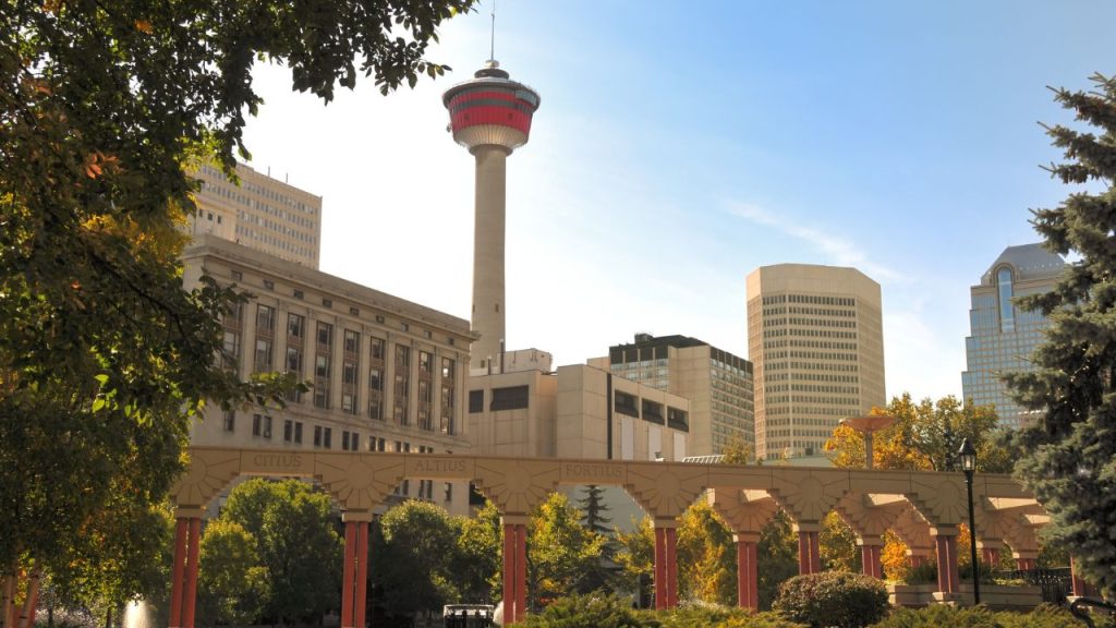 Calgary 加拿大卡加利遊學 語言學校 打工遊學x GLC鉅霖駐點服務