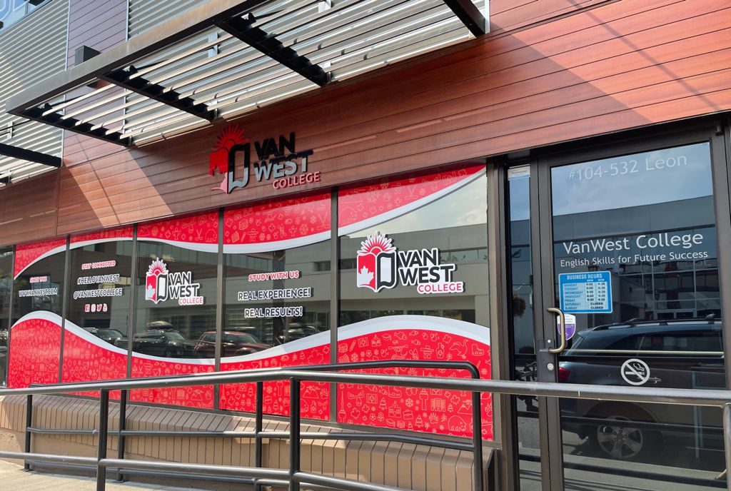 基洛納學校外觀圖片-GLC鉅霖