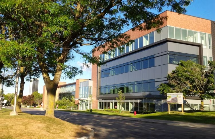 University of Waterloo Faculty of Health 健康學院
