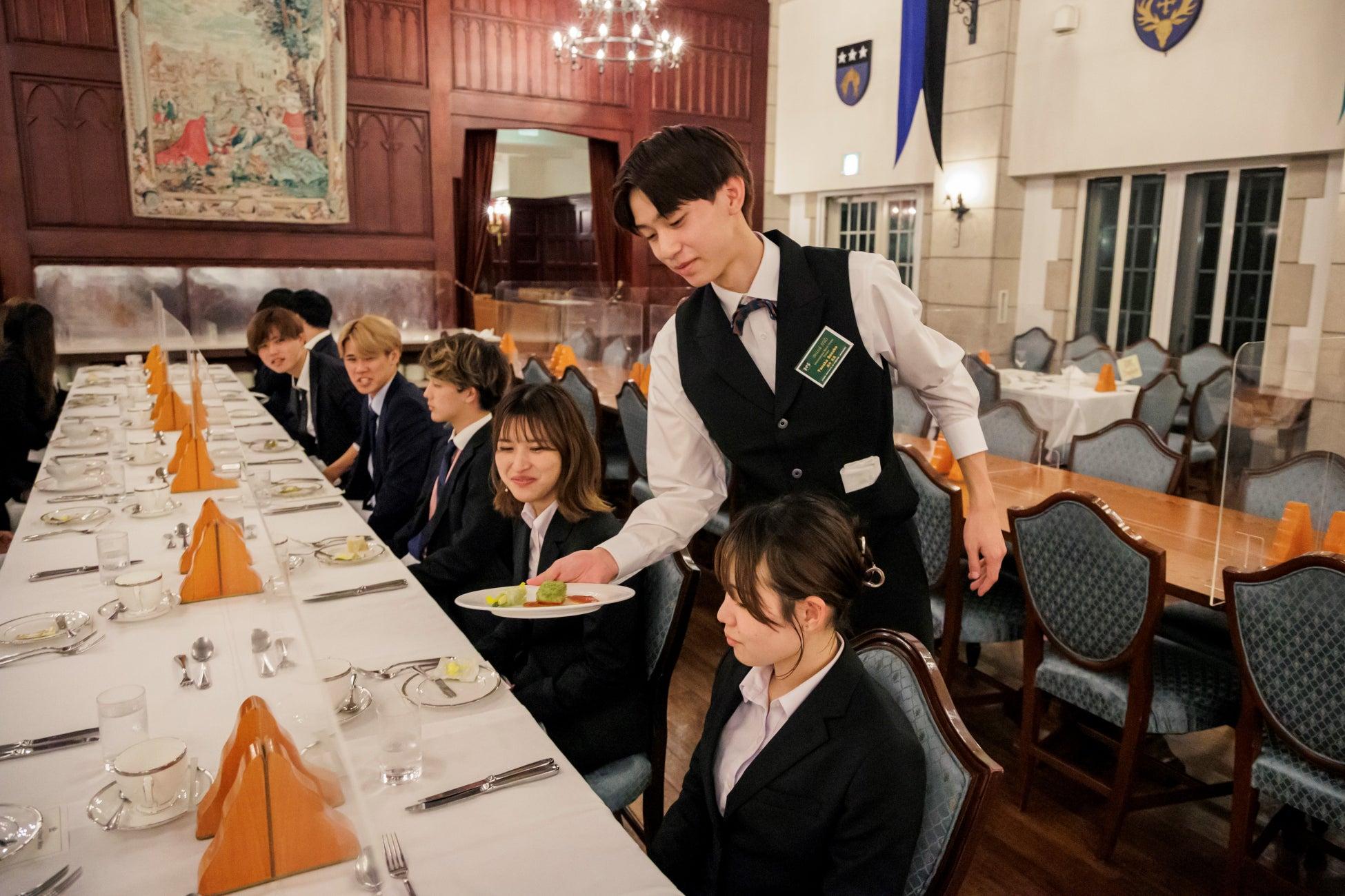 加拿大 CO-OP Hospitality and Tourism 飯店與觀光管理課程
