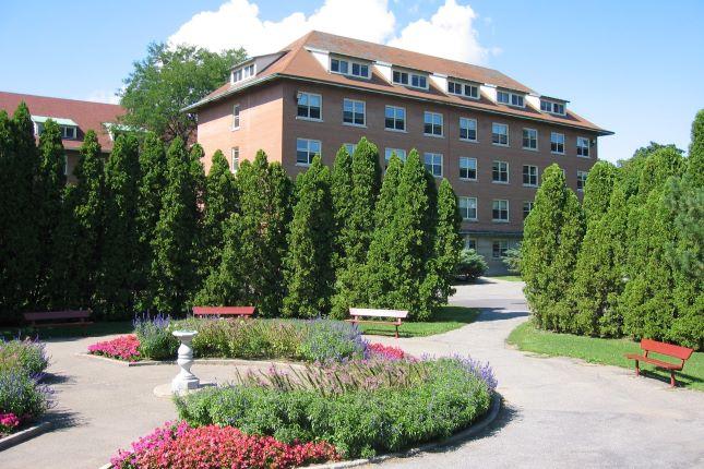 McGill University Macdonald Campus 麥當勞校區