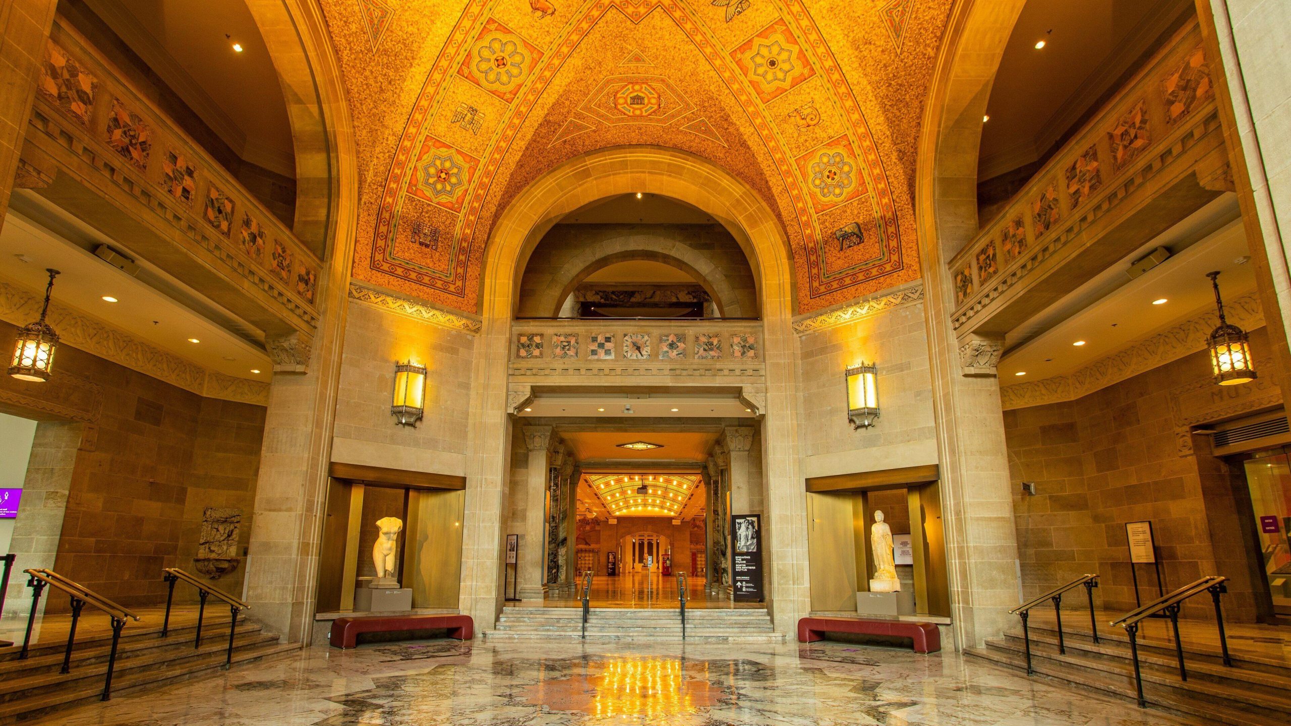 Royal Ontario Museum 皇家安大略博物館建築外觀