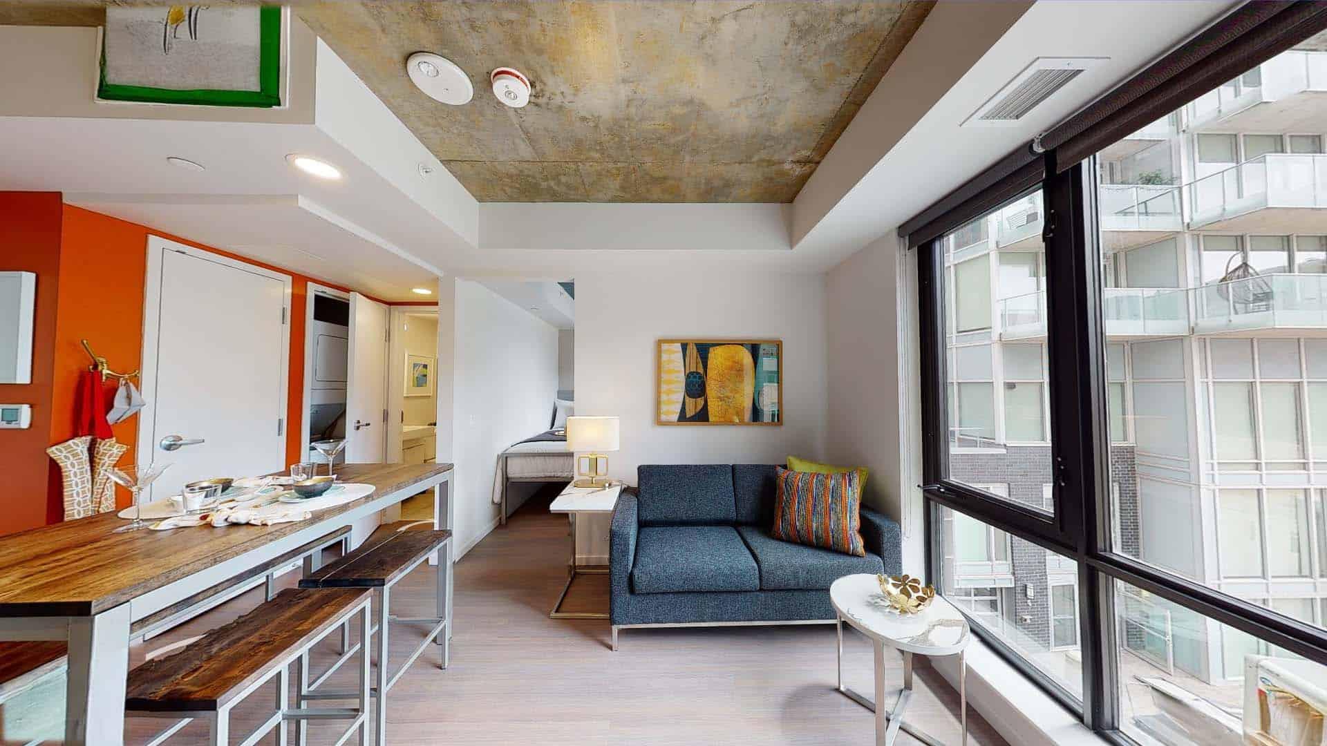Ottawa Student Apartment 渥太華學生公寓