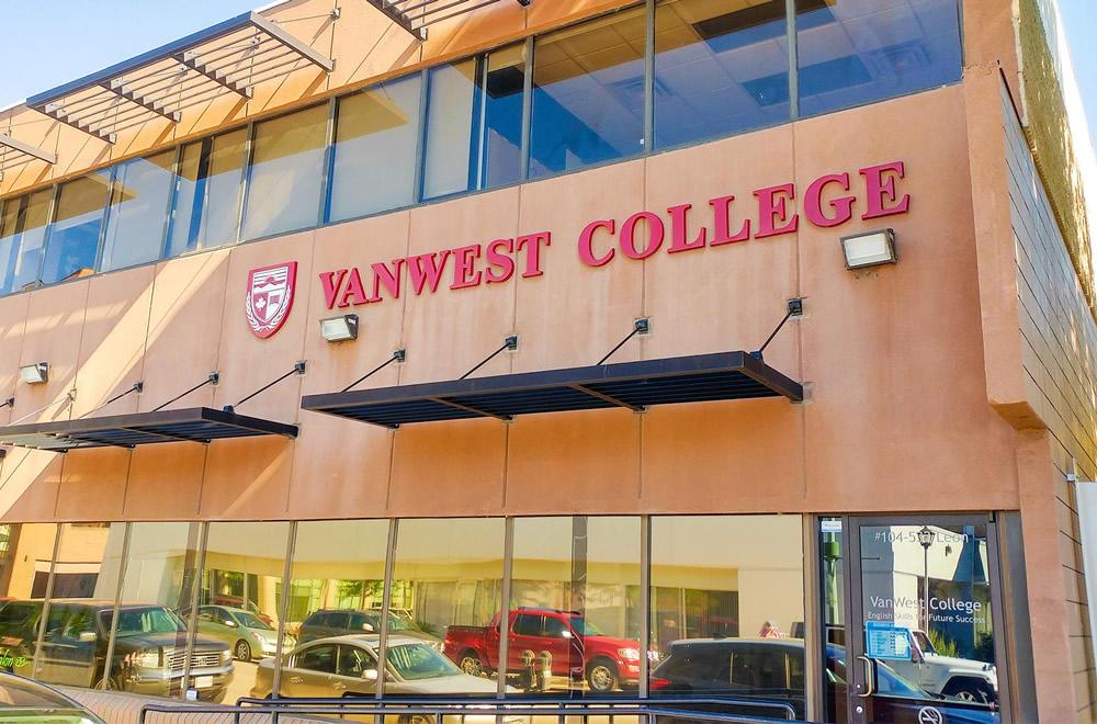VanWest College 加拿大 Co-op 課程