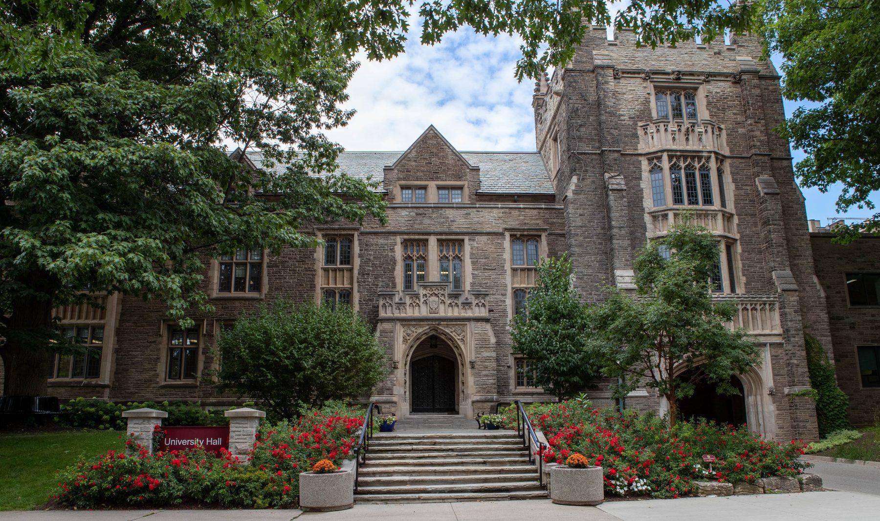 McMaster University 麥克馬斯特大學校園外觀