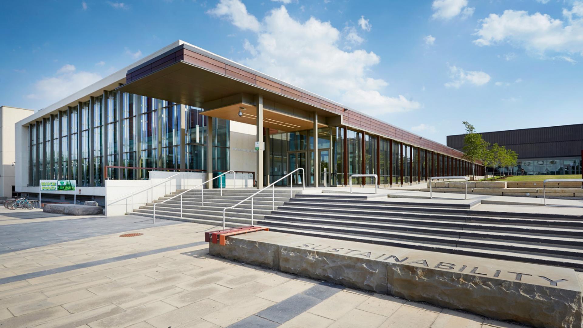 Mohawk College 莫霍克學院航空維修課程
