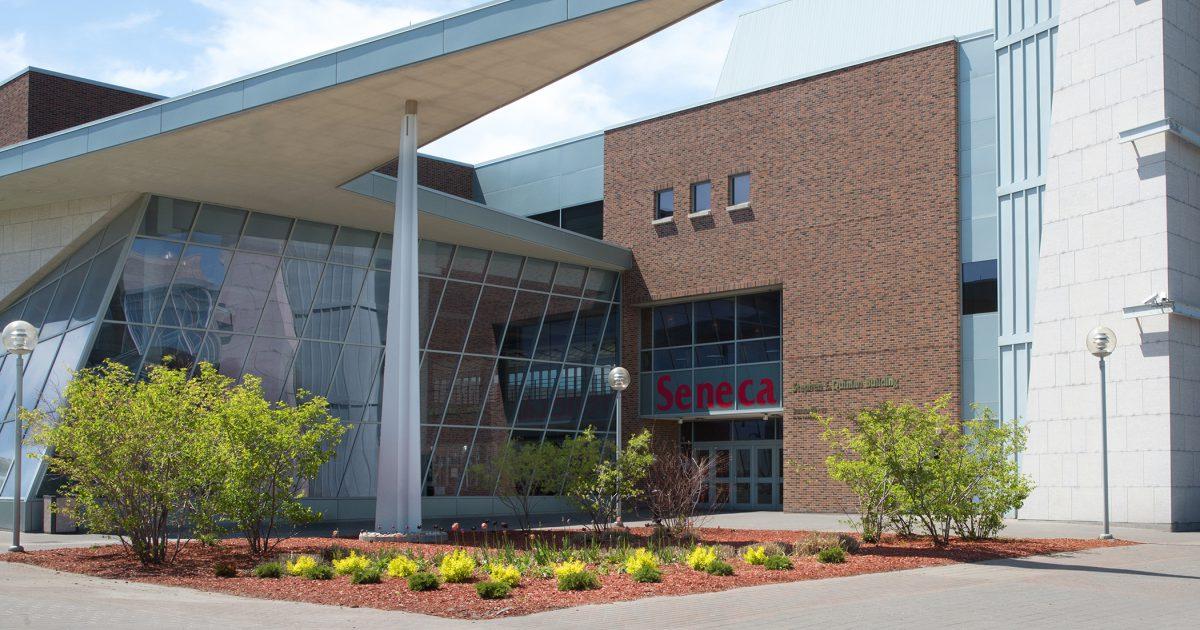 Seneca Polytechnic 聖力嘉理工學院