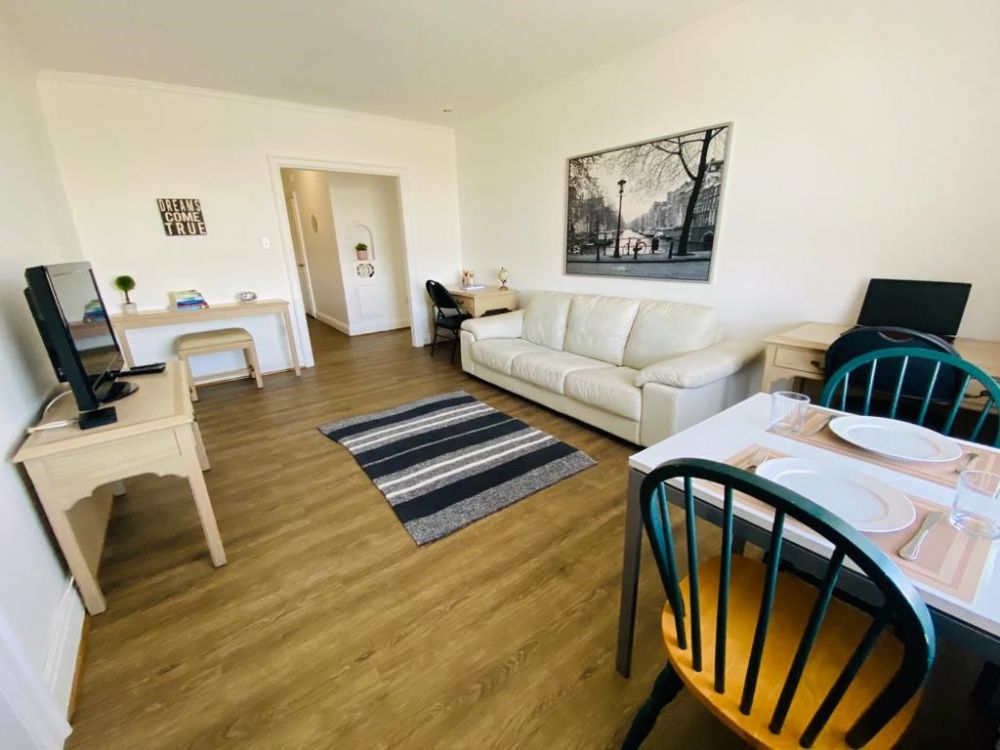 York University Shared Apartment House 校外合租