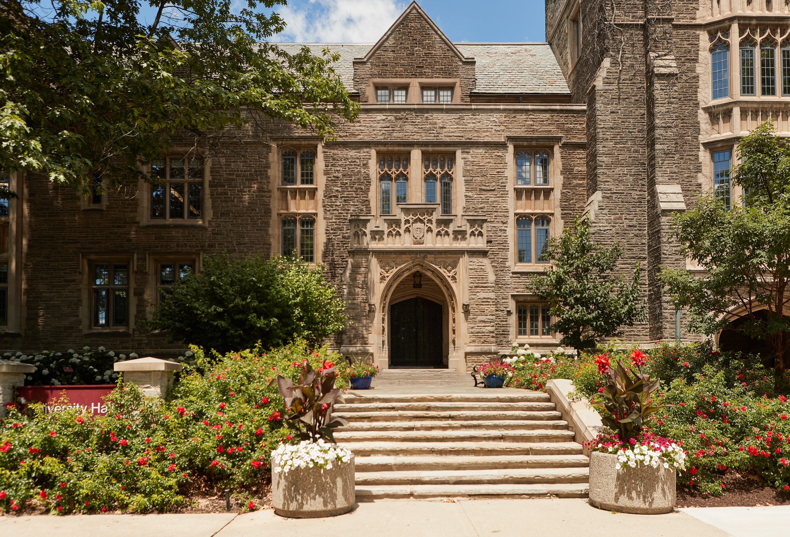 加拿大 University 大學