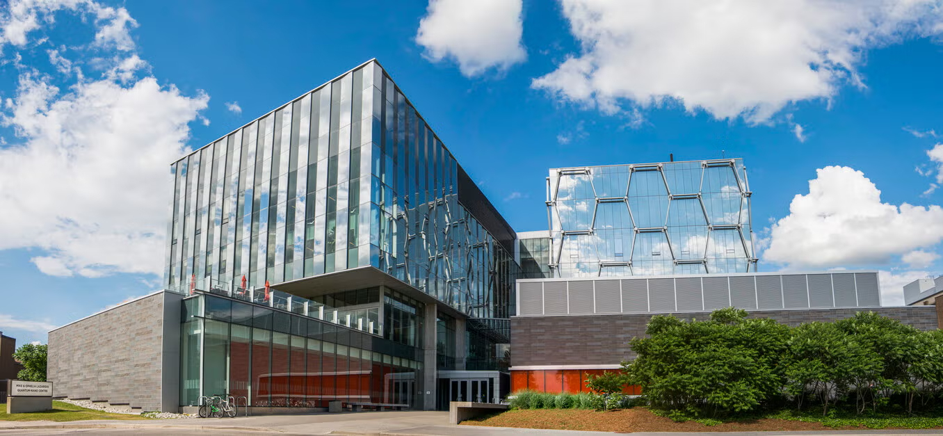 University of Waterloo 滑鐵盧大學